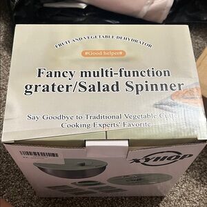 NEW Fancy Multi-Function Grater/Salad Spinner
